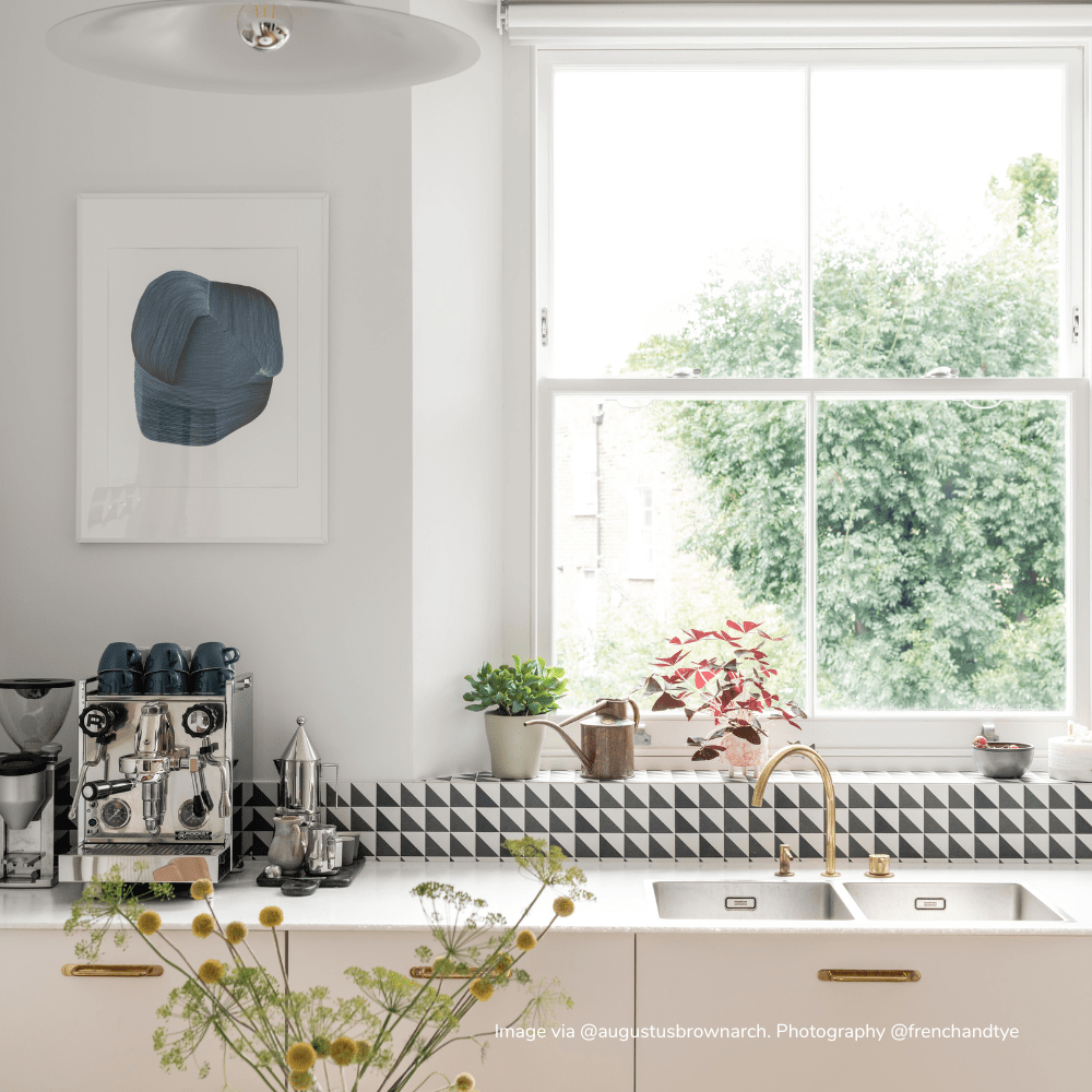 Black Majadas Tile