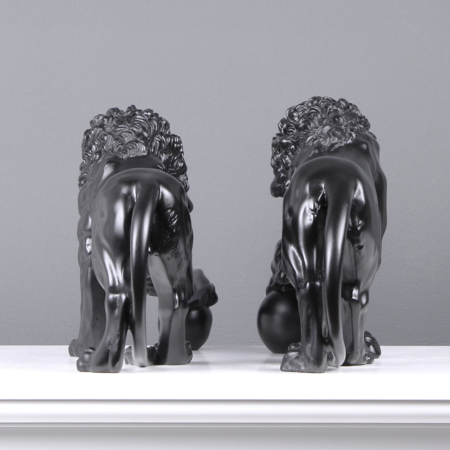 Black Medici Lions Statue in Pair