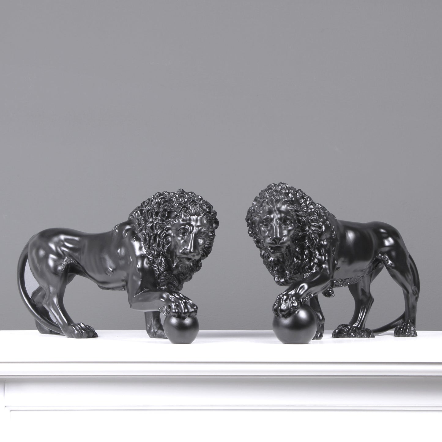 Black Medici Lions Statue in Pair