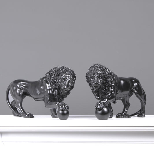 Black Medici Lions Statue in Pair
