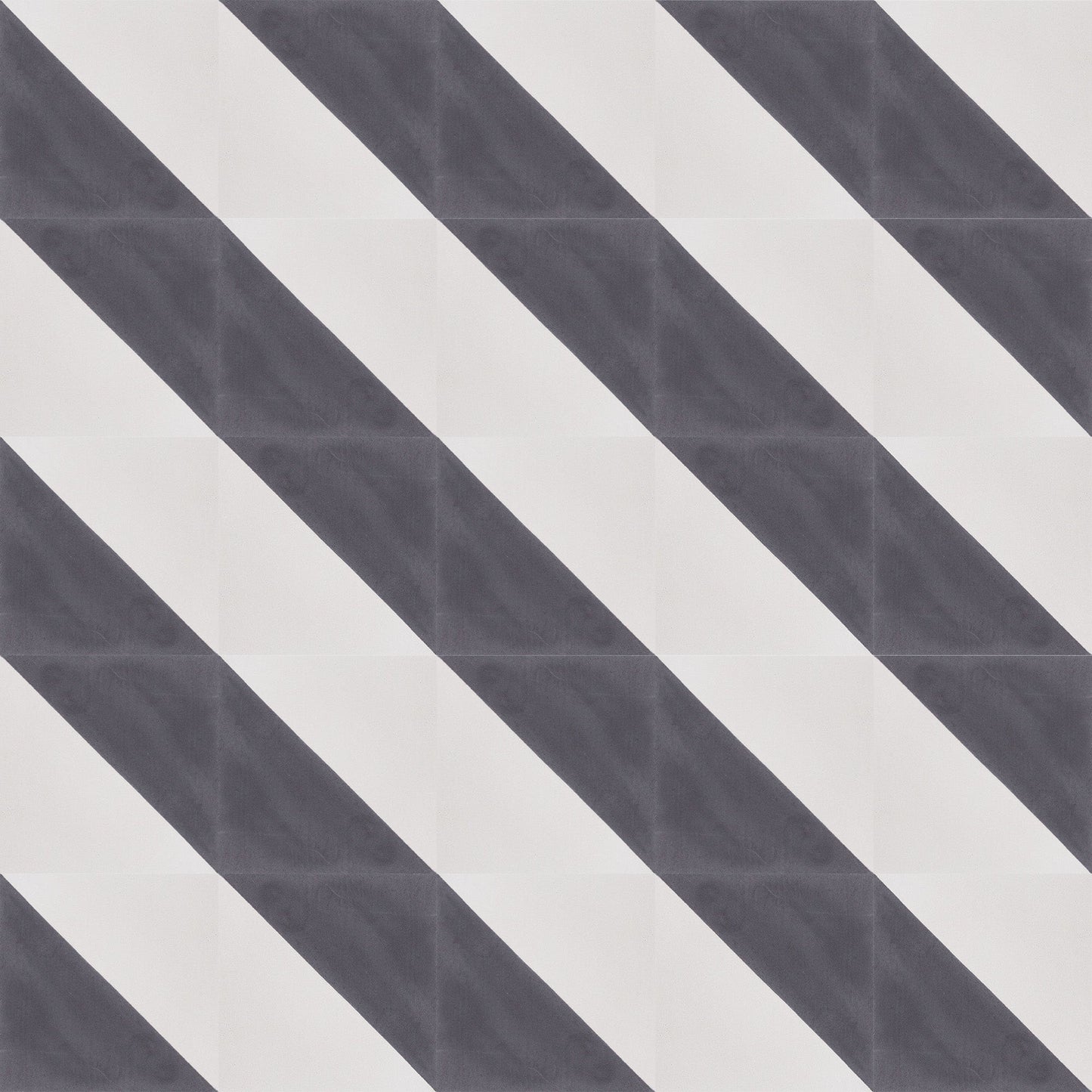 Black Alalpardo Tile