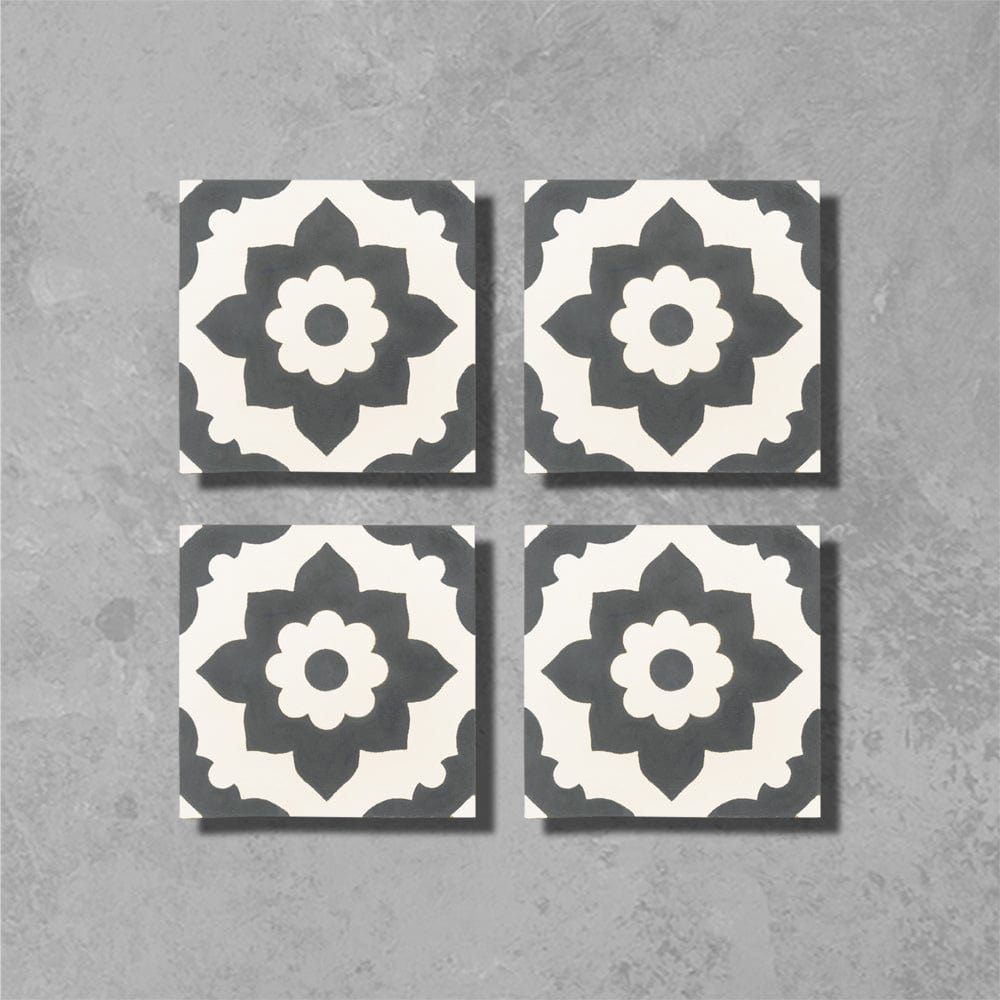 Black Santona Tile