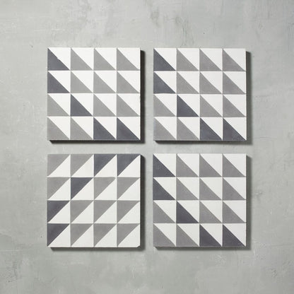Black Majadas Tile