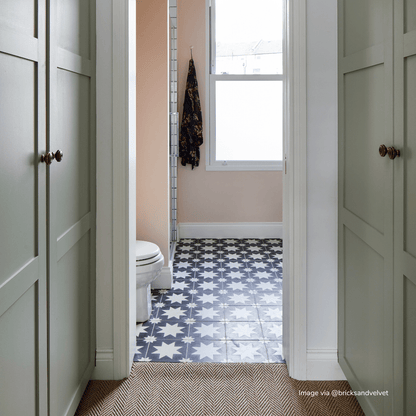 Black Pradena Tile