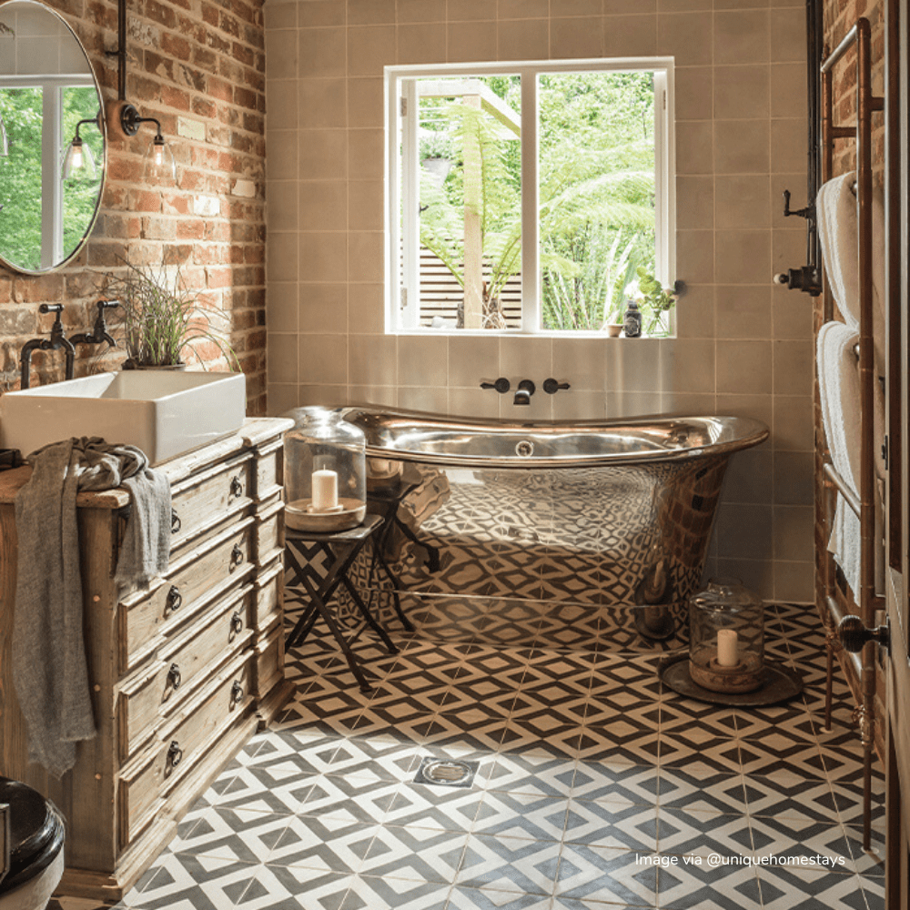 Black Vigo Tile